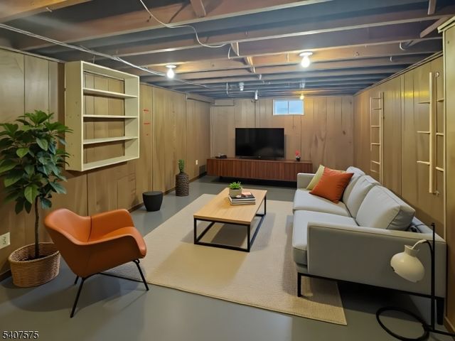 4 Hadlar Dr, Clinton Twp., NJ 08833