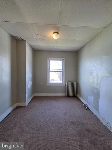 1209 SPRING ST, Reading, PA 19604