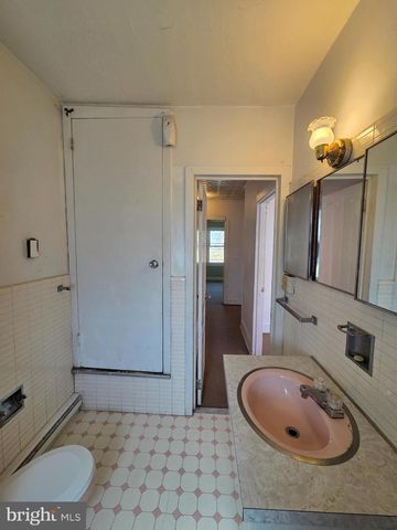 1209 SPRING ST, Reading, PA 19604