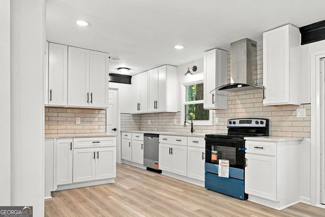 3220 Linden Garden Drive, Atlanta, GA 30349