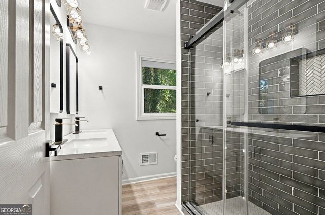 3220 Linden Garden Drive, Atlanta, GA 30349