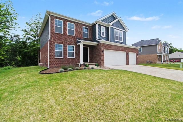 14502 Laurelwood Drive, Belleville, MI 48111