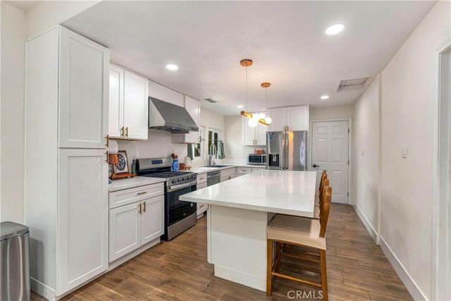 120 W 10th Street, San Bernardino, CA 92410