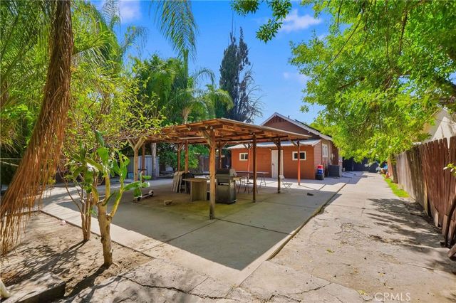 120 W 10th Street, San Bernardino, CA 92410
