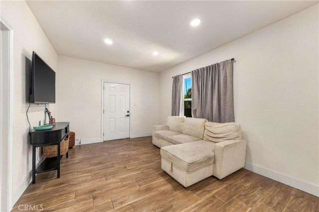 120 W 10th Street, San Bernardino, CA 92410