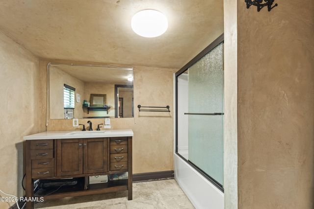 727 Golden Grain Road, Duson, LA 70529