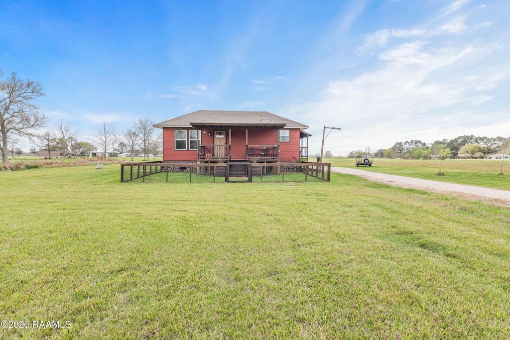 727 Golden Grain Road, Duson, LA 70529