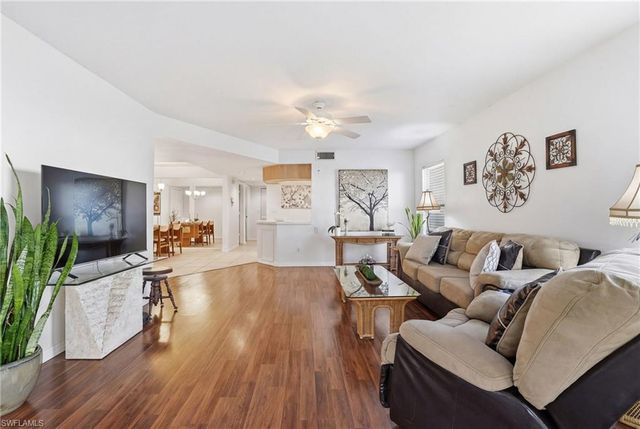 9856 Luna CIR # A101, Naples, FL 34109