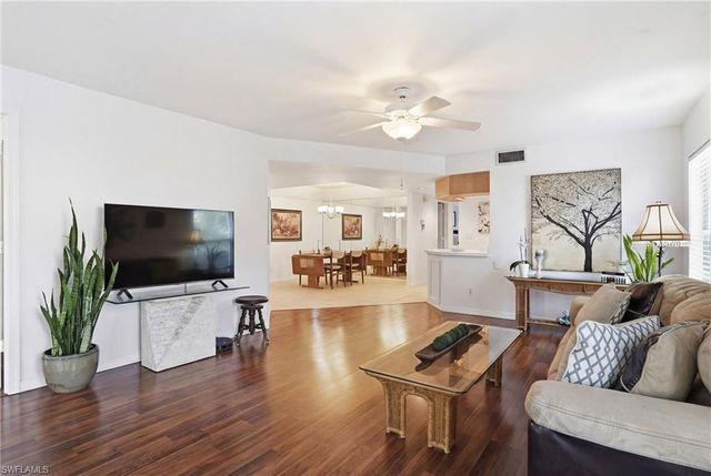 9856 Luna CIR # A101, Naples, FL 34109