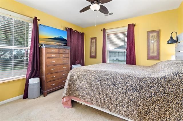 150 Canal Street, Bridge City, TX 77611