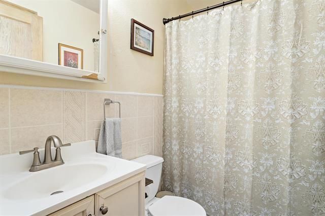 150 Canal Street, Bridge City, TX 77611