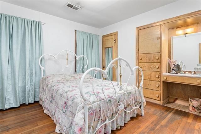 150 Canal Street, Bridge City, TX 77611