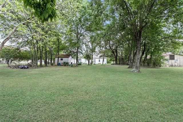 150 Canal Street, Bridge City, TX 77611