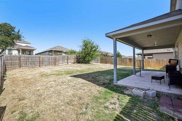 140 Limonite LN, Liberty Hill, TX 78642