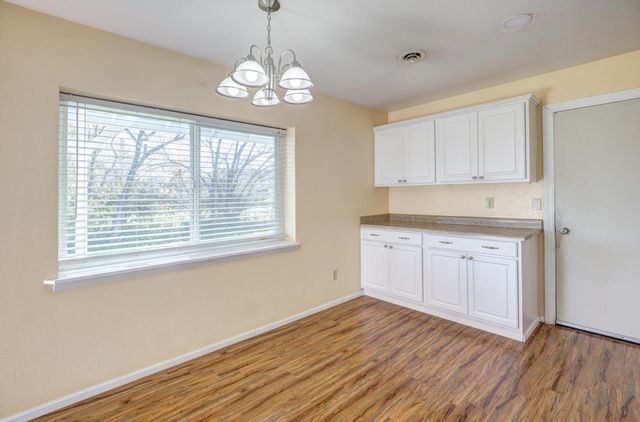 2368 Redwood Avenue, Grants Pass, OR 97527