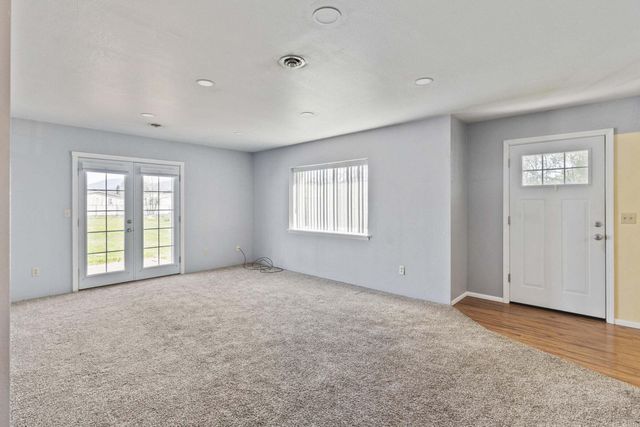 2368 Redwood Avenue, Grants Pass, OR 97527