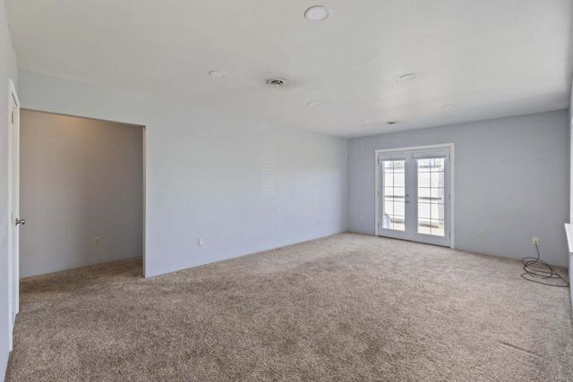 2368 Redwood Avenue, Grants Pass, OR 97527