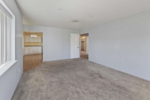 2368 Redwood Avenue, Grants Pass, OR 97527