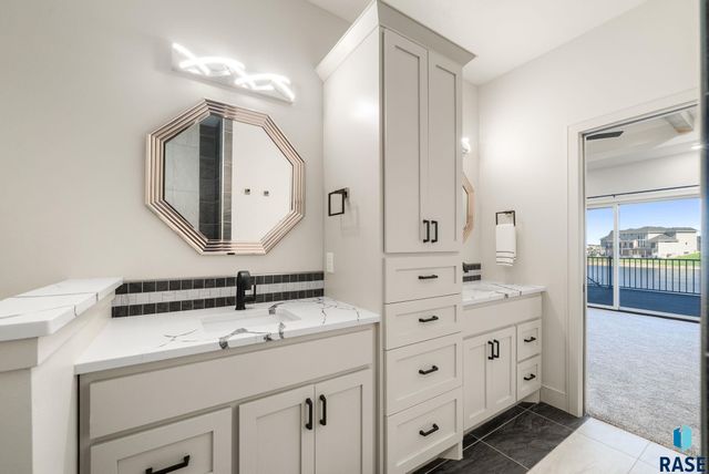 2440 N Alberta Trl Trail, Tea, SD 57064