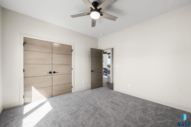 2440 N Alberta Trl Trail, Tea, SD 57064