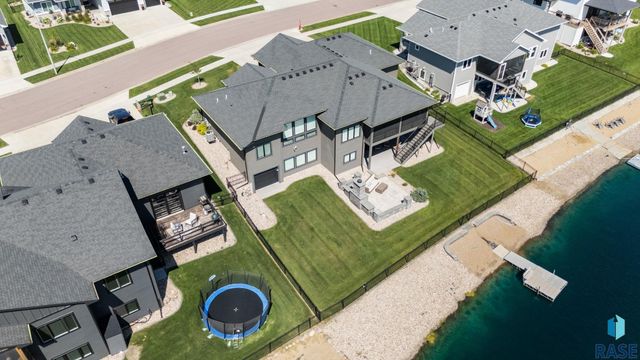 2440 N Alberta Trl Trail, Tea, SD 57064