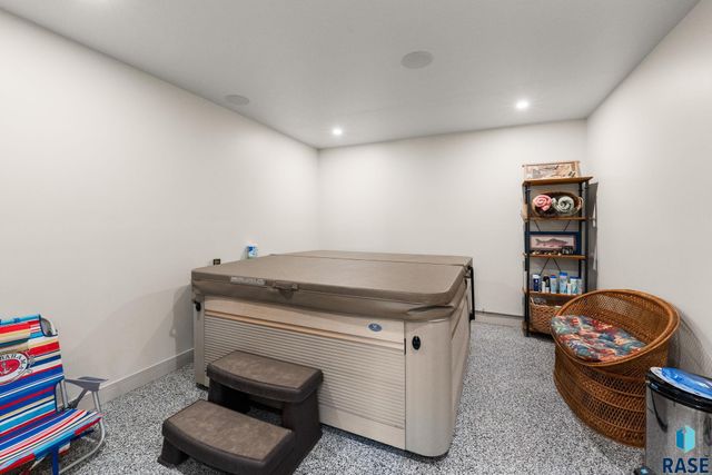 2440 N Alberta Trl Trail, Tea, SD 57064