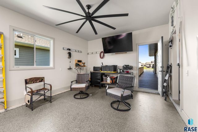 2440 N Alberta Trl Trail, Tea, SD 57064