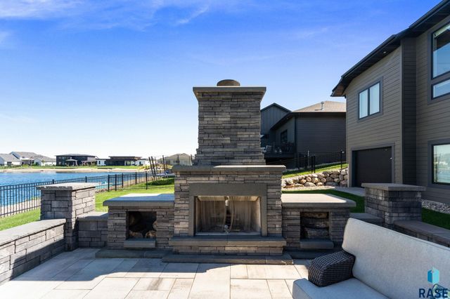 2440 N Alberta Trl Trail, Tea, SD 57064