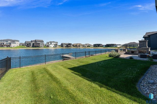 2440 N Alberta Trl Trail, Tea, SD 57064