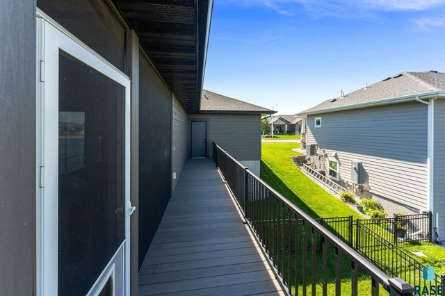2440 N Alberta Trl Trail, Tea, SD 57064