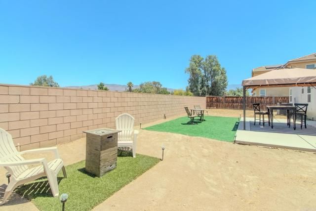 2127 Roanoke Street, San Jacinto, CA 92582