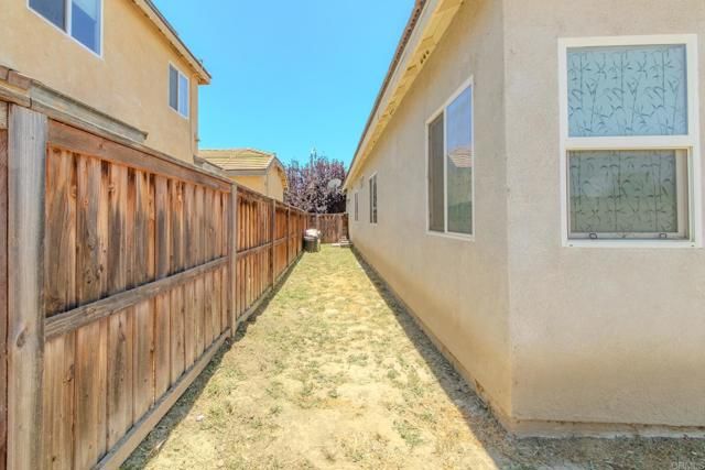 2127 Roanoke Street, San Jacinto, CA 92582