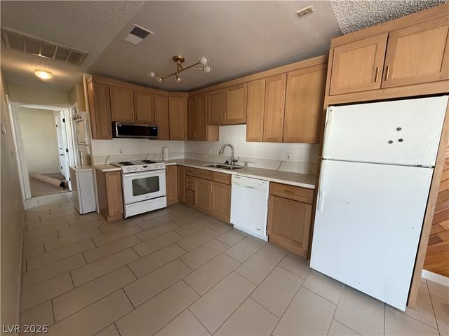 4734 Roberta Street 4, Las Vegas, NV 89119