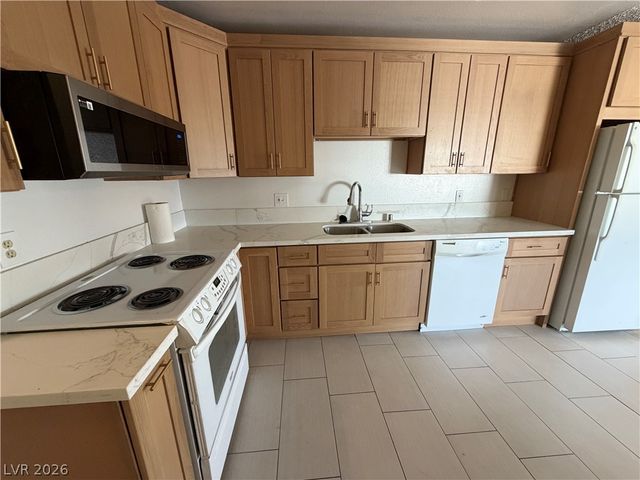 4734 Roberta Street 4, Las Vegas, NV 89119