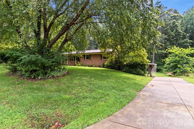 153 Shady Lane, Advance, NC 27006
