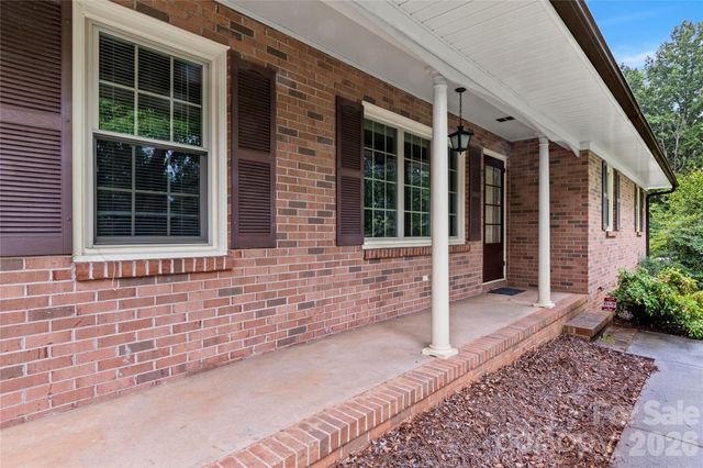 153 Shady Lane, Advance, NC 27006