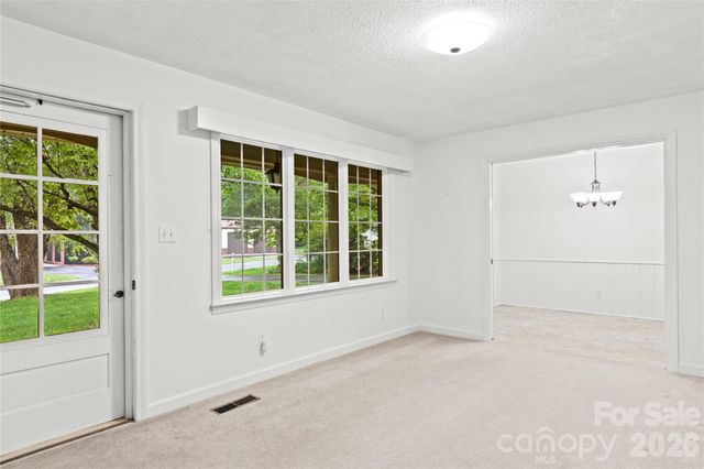 153 Shady Lane, Advance, NC 27006