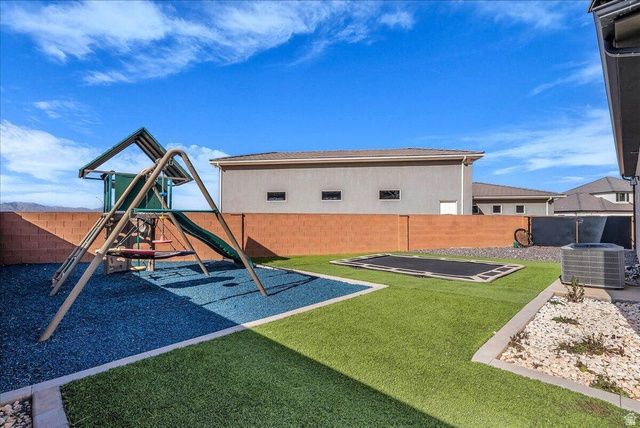 3827 S JESSAMINE CIR, St. George, UT 84790
