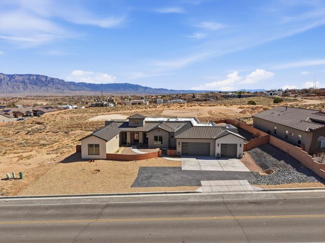 2608 Abrazo Road NE, Rio Rancho, NM 87124