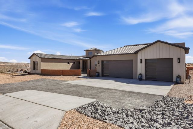2608 Abrazo Road NE, Rio Rancho, NM 87124