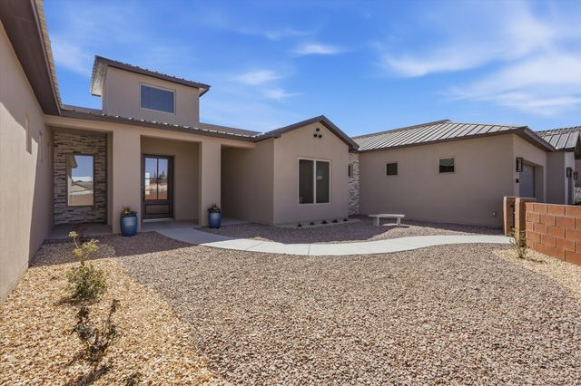 2608 Abrazo Road NE, Rio Rancho, NM 87124