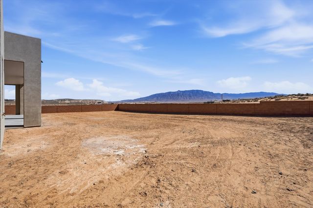 2608 Abrazo Road NE, Rio Rancho, NM 87124