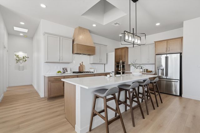 2608 Abrazo Road NE, Rio Rancho, NM 87124