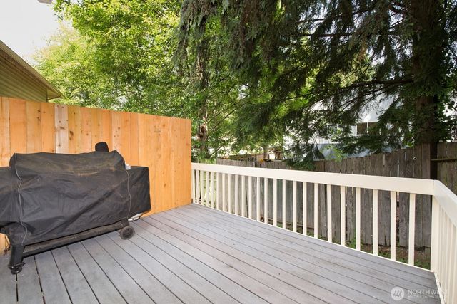 1347 Jasmine Lane, Bremerton, WA 98311