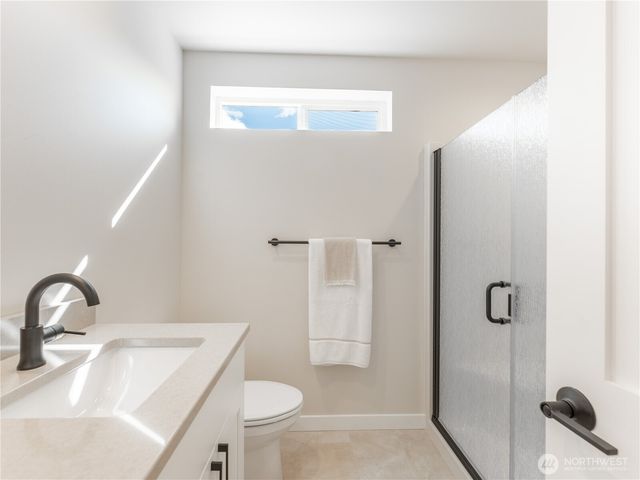 892 N Nile Avenue, East Wenatchee, WA 98802