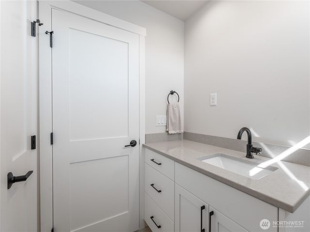 892 N Nile Avenue, East Wenatchee, WA 98802