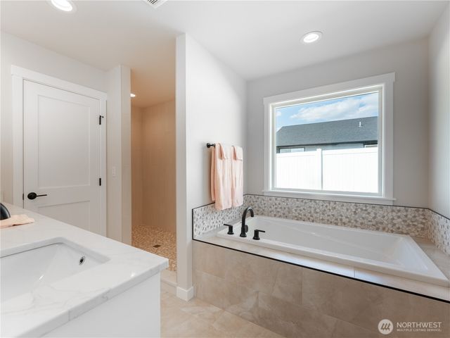 892 N Nile Avenue, East Wenatchee, WA 98802