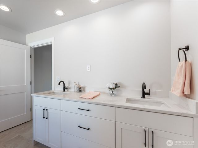 892 N Nile Avenue, East Wenatchee, WA 98802