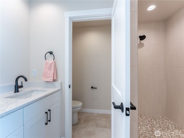 892 N Nile Avenue, East Wenatchee, WA 98802