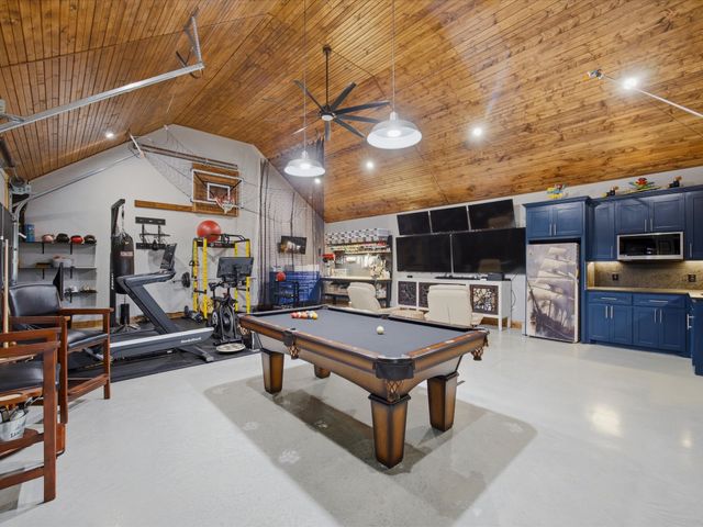 117 Ranchview Court, Bowie, TX 76230